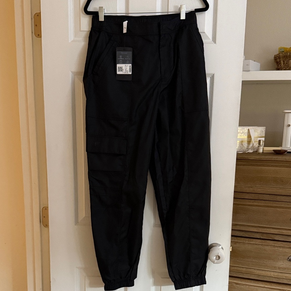 Fabletics Black Men's Cargo Pants